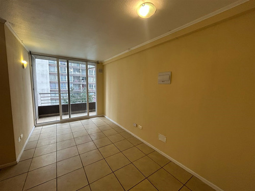 Arriendo Depto 3d 1b Sin Estacionamiento Metro La Cisterna