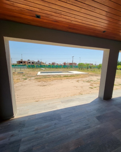 Imagen 17 de 30 de La Cascada Country Golf, Casa En Venta, 3 Dormitorios, 3 Baños, Cochera Para 3