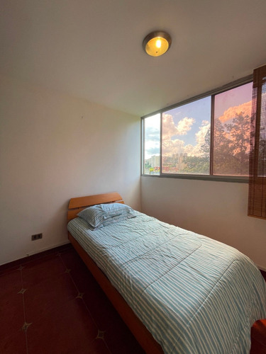 Imagen 8 de 11 de En Alquiler Apartamento De 83m2 En La Bonita