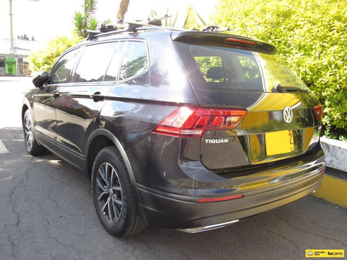 Imagen 3 de 25 de Volkswagen Tiguan 2.0 Trendline Tsi 4motion (7 Puestos)