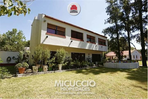 Casa En Venta, Saavedra 801, Barrio Rincón De Maschwitz