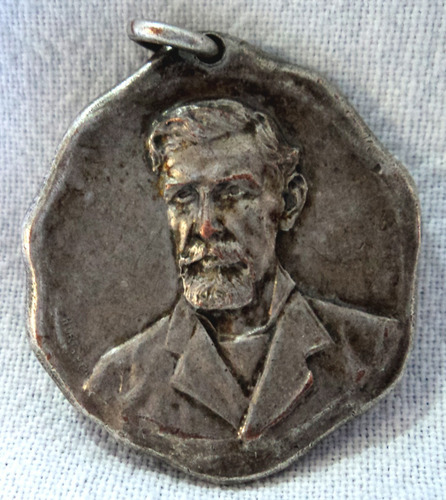 Medalla 4 De Septiembre De 1829 21 De  Octubre De 1905 B10
