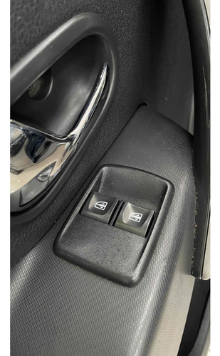 Renault Sandero 1.6 16V SCE FLEX EXPRESSION MANUAL