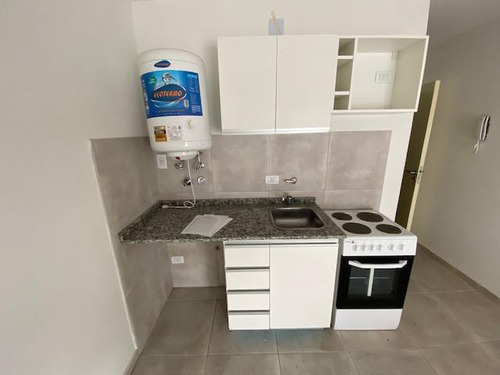 Imagen 2 de 9 de Monoambientes Estrenar Italia - Montevideo