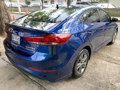 Imagen 3 de 15 de Hyundai Elantra 2017 2.0 Gls Premium At