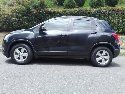 Imagen 3 de 15 de Chevrolet Tracker Ls Automatica