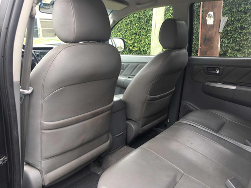 Toyota Hilux 3.0 I Srv Cab Doble At 4x4 Cuero 2010