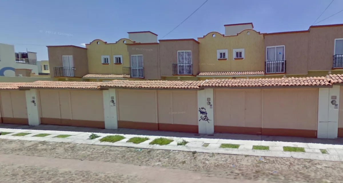 Venta De Casa En Querétaro, Claustros Del Campestre, Calle Antonio Carranza. 13