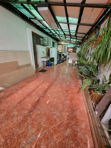 Se Vende Casa En La Comuna De Ñuñoa