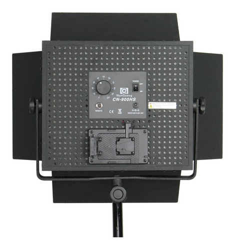 Panel de luz led Nanguang CN-900HS color blanca fría