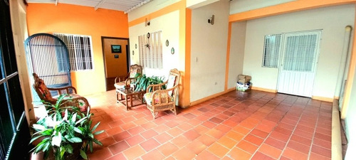 Imagen 4 de 14 de Casa En Venta En Santa Ana Conjunto Privado Rz