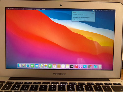Apple Macbook Air 11.6 A1465 (Usado)