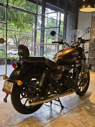 Royal Enfield Meteor 350 Supernova Brown