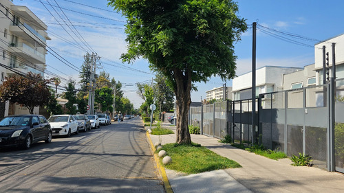 Comoda Casa En Excelentes Condiciones Y Buena Ubicacion.
