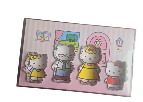 * Kit 4 Cortadores Familia Hello Kitty Fondant Galleta Pasta