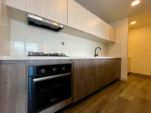Apartamento En Venta En Tesoro. Cod V776071