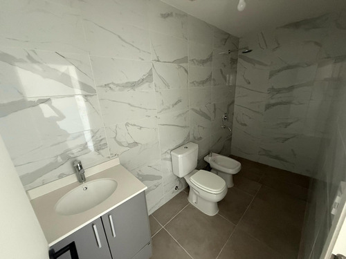 Departamento En Moreno Center