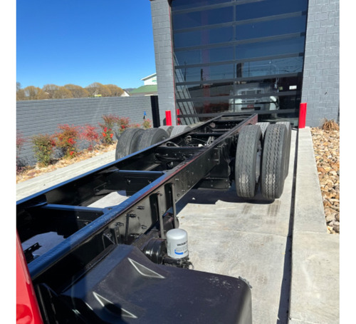 Chasis Con Eje Retractil Kenworth T270 Seminuevo Año 2009