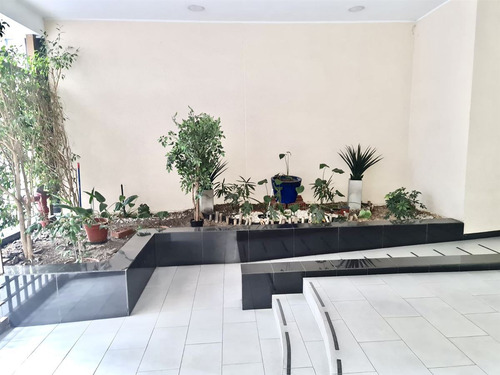 Catedral / Metro Santa Ana / Venta 1 D 2 B Y B En Santiago