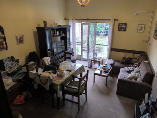 Inmobiliaria Rias Altas Vende Gran Propiedad De Estilo Sobre Avenida
