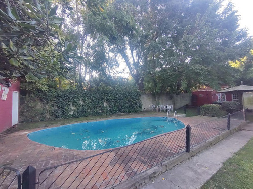 Imagen 13 de 29 de Casa Quinta En Venta, Paul Harris 660, Barrio El Cazador