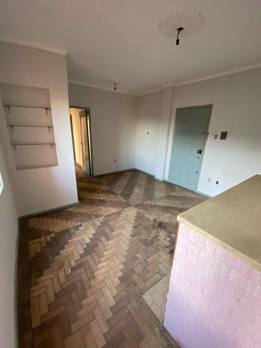 Apartamento Com 3 Dormitórios, 2 Salas, 2 Banheiros, Cozinha