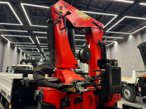 Volvo Vm290 Lx Leito Automatico Guindaste Palfinger Md480