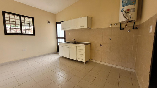 Oportunidad En La Falda, Casa De 3 Dormitorios