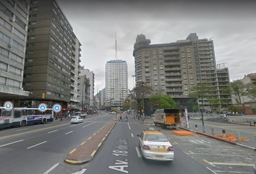 Venta Local Comercial, Montevideo Edificio 01 Del Centro