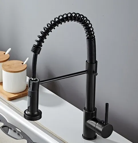 Llave de cocina negra sale