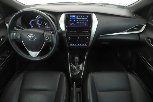 Toyota Yaris Xls Pack Cvt 5p