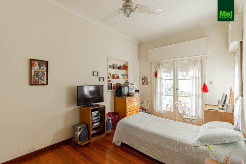 Imagen 12 de 30 de Excelente Casa 4 Amb | Jardín | Parrilla | Cochera