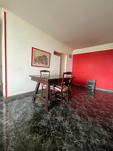 Departamento 3 Ambientes En Venta Catalinas Sur, Muy Luminoso