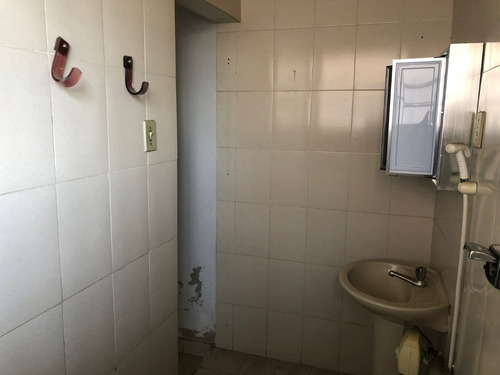 Excelente Casa Com Edícula De Dois Andares Nos Fundos