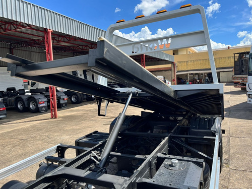 Vw 11180 2021 Com Plataforma Guincho 2025 Sem Uso