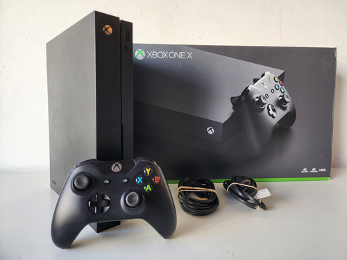 Xbox One X 1tb Con Lectora + Caja, Cables Y 1 Control