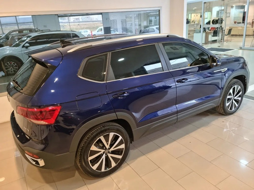 Imagen 25 de 25 de Volkswagen Taos Highline At 250tsi Gr