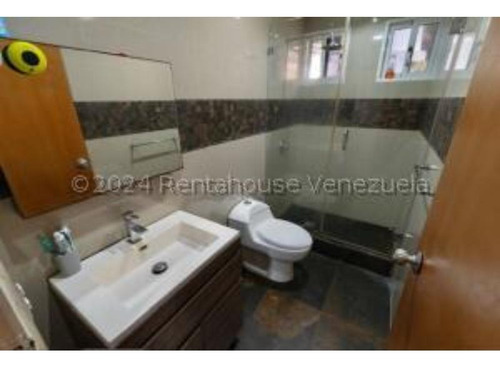 #24-29143 Increíble Casa Ubicada En Alto Hatillo