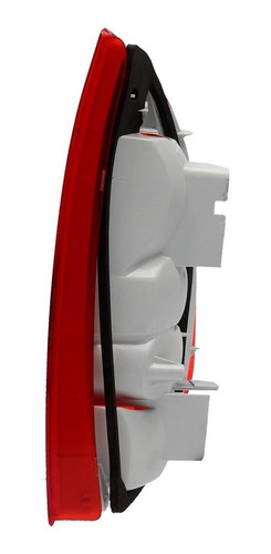Faro Trasero 4 Puertas Izquierdo Tyc
