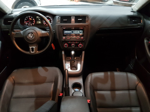 Volkswagen Jetta 2012 Automática Com Teto Top !!!!!