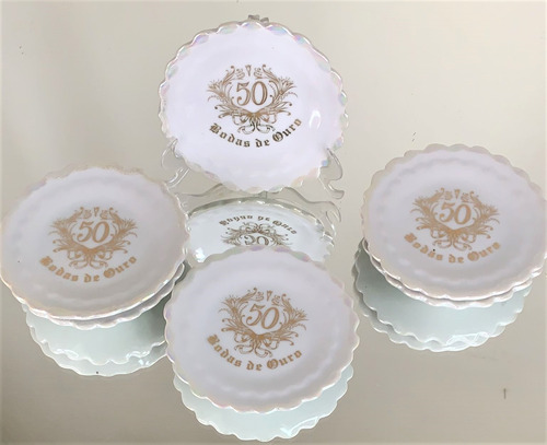 Imagem 4 de 5 de Kit 3 Pratinhos Bodas De Ouro 50 Anos De Casamento 8,5cm