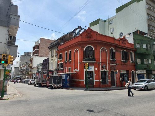 Oportunidad! Dos Hermosas Casas De Estilo Contiguas En Cordón En Padrones Unicos.