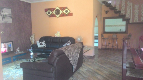 Imagem 9 de 25 de Sobrado Para Venda - São Francisco, São Sebastião - 225m², 2 Vagas - 1069