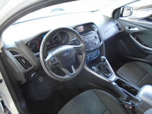 Ford Focus 1.6 Se 16v