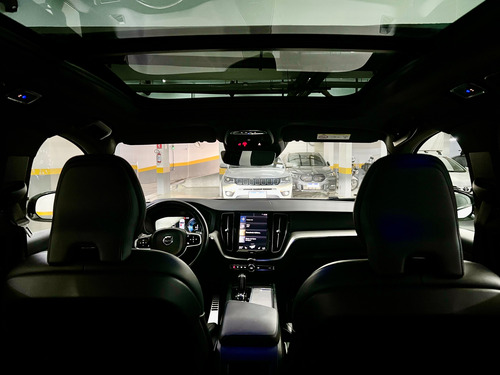 Volvo XC60 2.0 T8 R-design Drive-e 5p Hibrido
