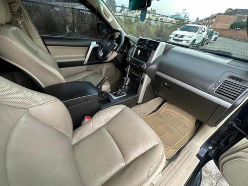 Imagen 8 de 11 de Toyota Land Cruiser Prado V Prado Vx
