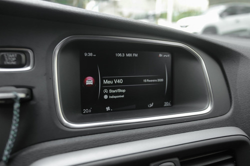 Volvo V40 2.0 T4 Comfort Turbo Gasolina 4p Automático