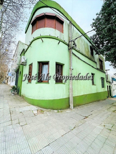 En Venta Estratégica Propiedad Con Departamento Ubicado En El Centro De Colonia Del Sacramento