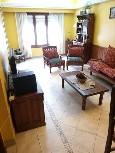 Imagen 3 de 11 de Hermoso Chalet 4 Ambientes Monte Grande