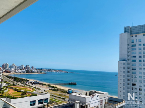 Apartamento En Venta Playa Mansa 3 Dormitorios, Seasons Tower. Punta Del Este